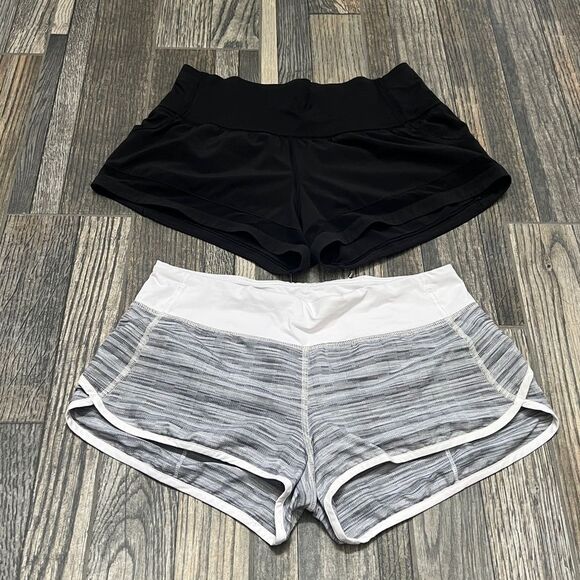 🔥 Lot of 2 - LULULEMON Double Lined Work Out Gym Running Shorts Women Sz 6 - EU - Picture 2 of 13